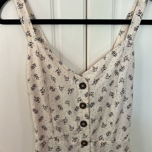 SIENNA SKY💫Women’s Cream Floral Button Front Lightweight Wide Leg Jumpsuit - Picture 5 of 13